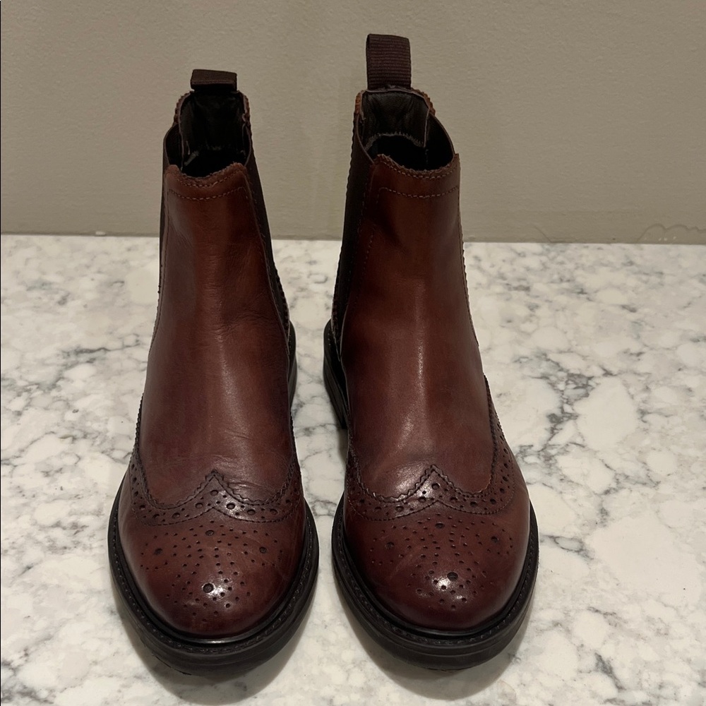 Elegant Brown Leather Ankle Boots